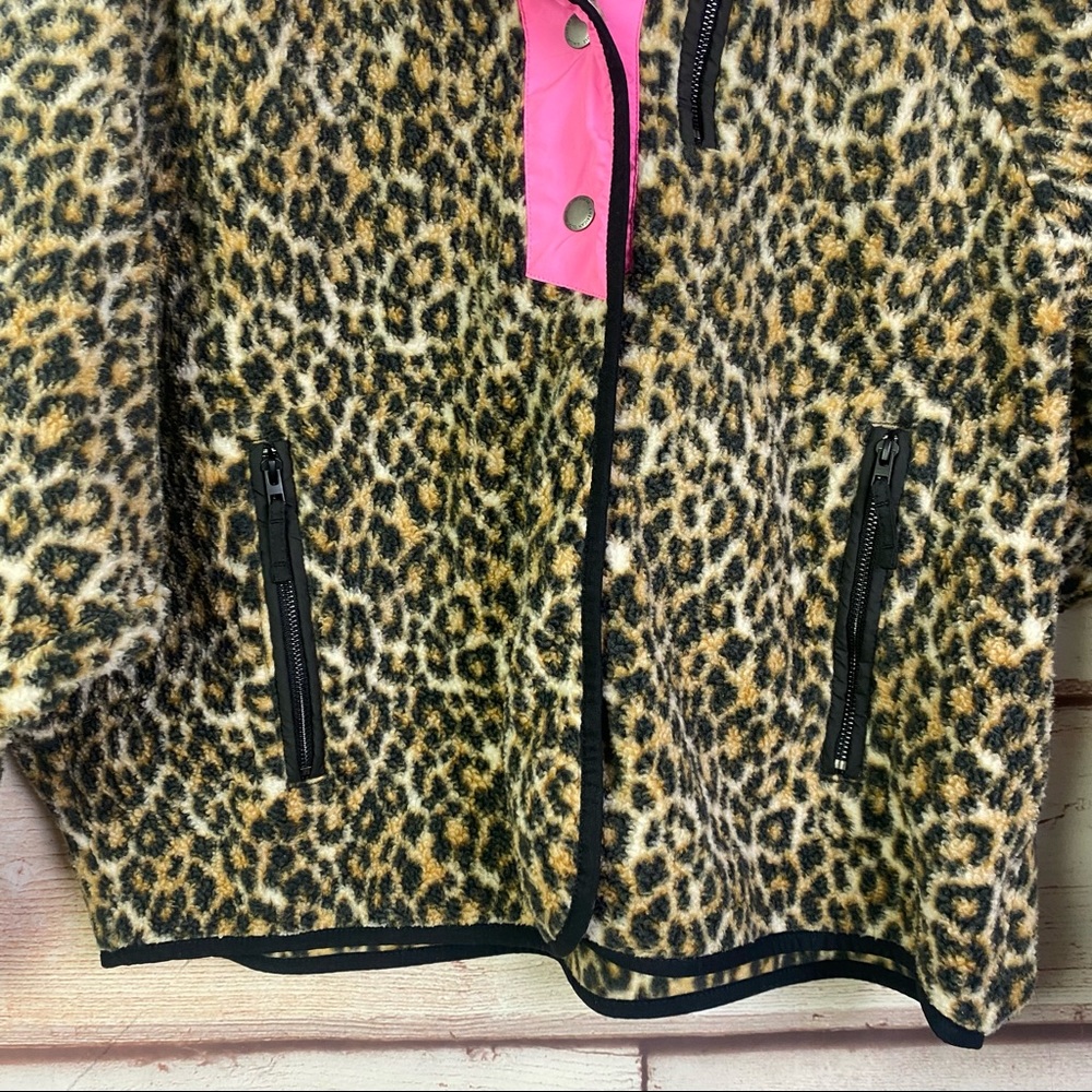 American Eagle Leopard Fleece Jacket - Picture 7 of 13